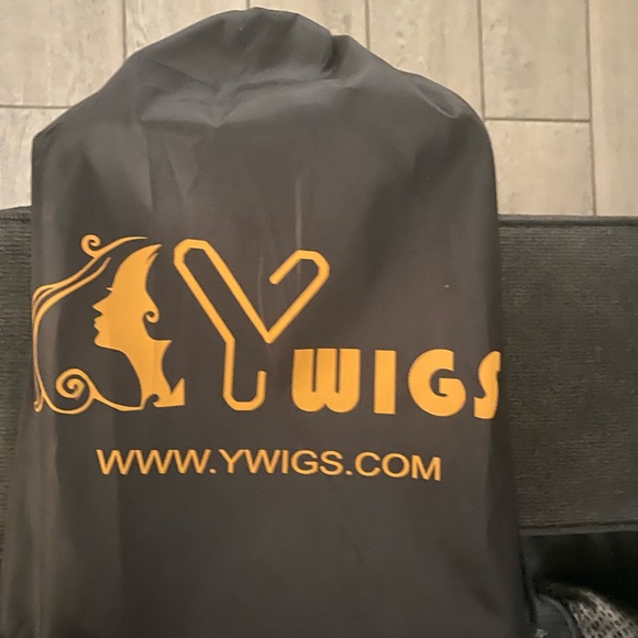 Human Hair Tape in Extensions - Picture 5 of 6